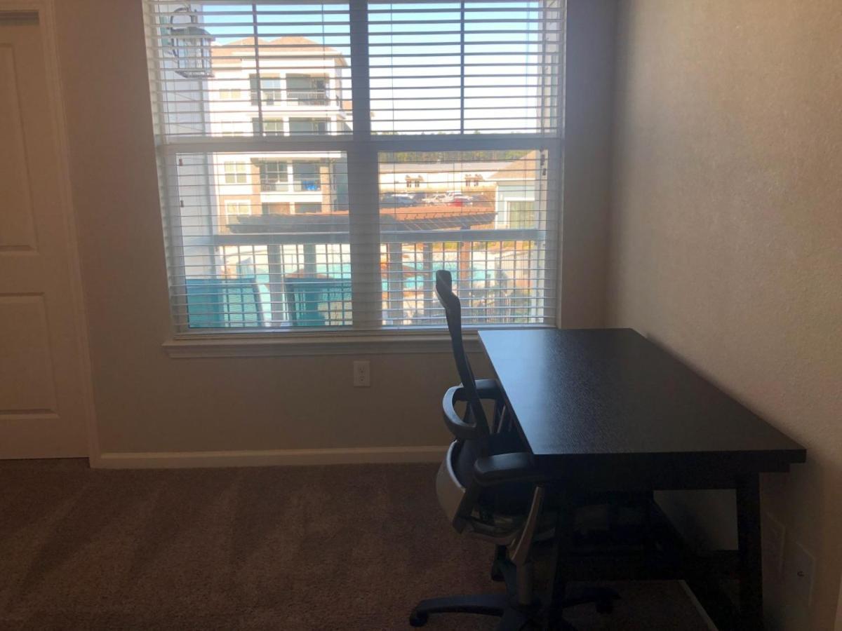Spacious Furnished Resort Style Apartments Tomball Rum bild