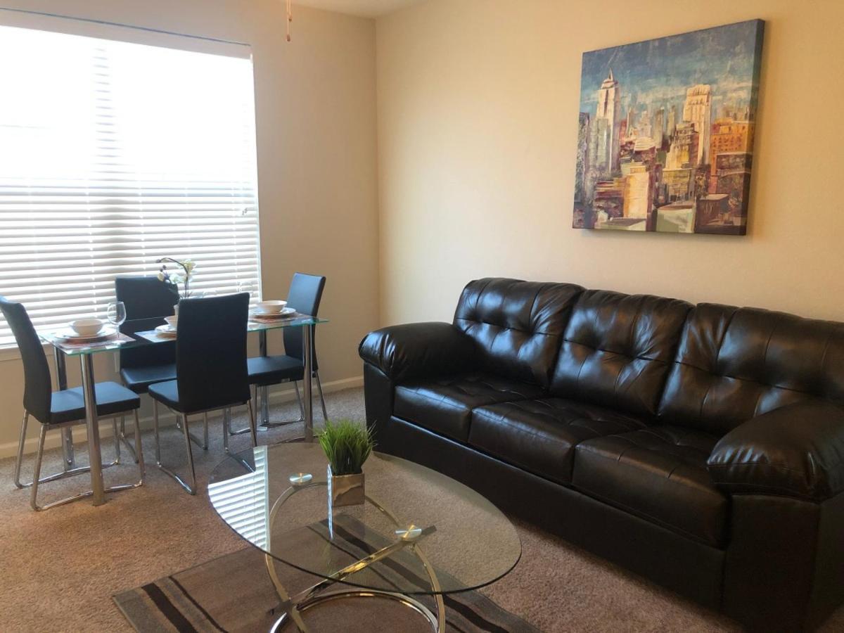 Spacious Furnished Resort Style Apartments Tomball Rum bild
